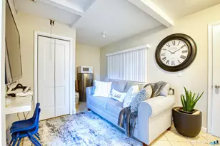 60 Lawn Ave, Stamford, CT 06902 - Photo 5