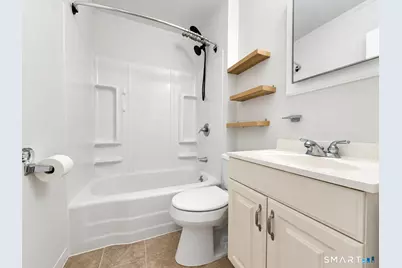 30 Essex Street, Manchester, CT 06040 - Photo 11