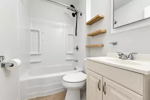 30 Essex St, Manchester, CT 06040 - Photo 11