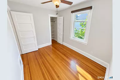 30 Essex Street, Manchester, CT 06040 - Photo 15