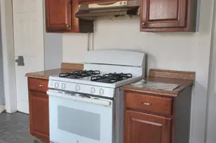 240 Sheridan St, Bridgeport, CT 06610 - Photo 17