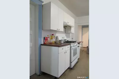 240 Sheridan Street, Bridgeport, CT 06610 - Photo 9
