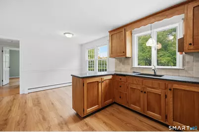 15 Sapphire Street, Enfield, CT 06082 - Photo 5