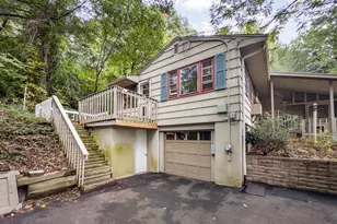 889 Benham St, Hamden, CT 06514 - Photo 3