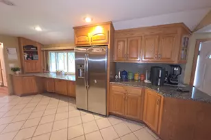 8 Matthew Rd, East Hartford, CT 06108 - Photo 11