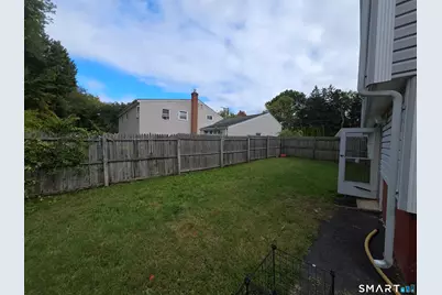 8 Matthew Road, East Hartford, CT 06108 - Photo 29