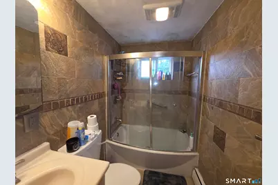 8 Matthew Road, East Hartford, CT 06108 - Photo 21