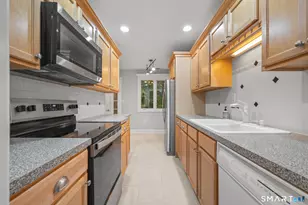 239 New Britain Ave, Farmington, CT 06085 - Photo 9