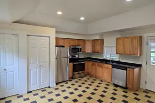154 Washington St, Norwich, CT 06360 - Photo 1