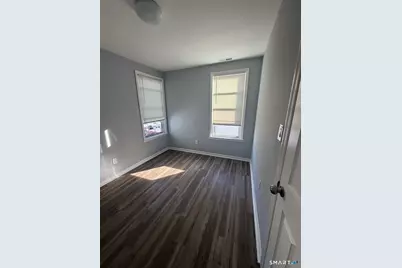 229 Newfield Avenue, Bridgeport, CT 06607 - Photo 5