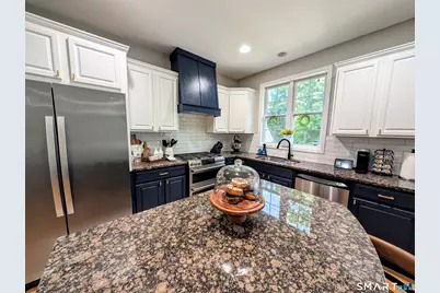 7 Traditions Boulevard #7, Southbury, CT 06488 - Photo 5