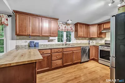 42 Wigwam Drive, Shelton, CT 06484 - Photo 7
