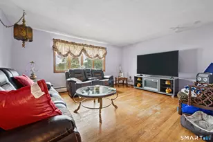 220 New Haven Ave, Waterbury, CT 06708 - Photo 11