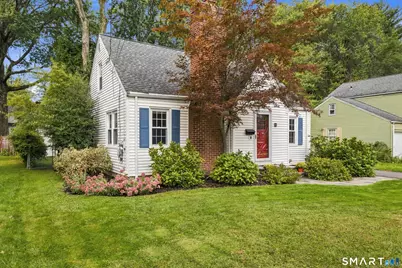 11 Farnham Road, West Hartford, CT 06119 - Photo 3