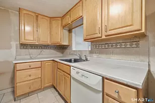 67 Wright Rd, Rocky Hill, CT 06067 - Photo 3