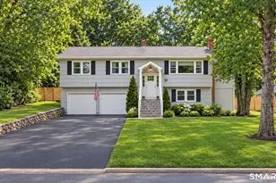 10 Grumman Ave, Norwalk, CT 06851 - Photo 1