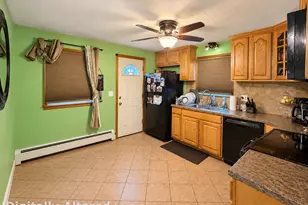 17 Kenyon Pl, East Hartford, CT 06108 - Photo 7