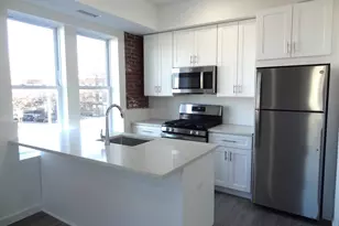 2806 Fairfield Ave, Bridgeport, CT 06605 - Photo 3
