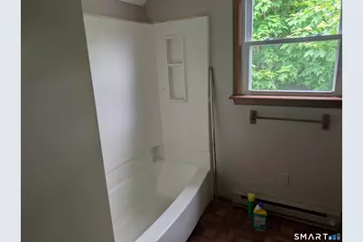 226 Hillside Avenue #3rd Floor, Torrington, CT 06790 - Photo 11