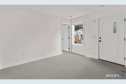 55 Sugar Street #67, Newtown, CT 06470 - Photo 9