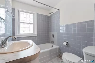 21 Fairfax Avenue, West Hartford, CT 06119 - Photo 27