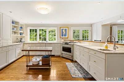 21 Berkshire Court, Cheshire, CT 06410 - Photo 5