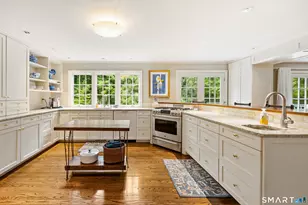 21 Berkshire Ct, Cheshire, CT 06410 - Photo 5
