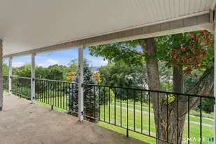 87 Phoenix Dr, Groton, CT 06340 - Photo 25