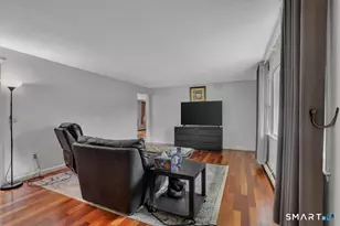 103 Grissom Rd, Manchester, CT 06042 - Photo 3