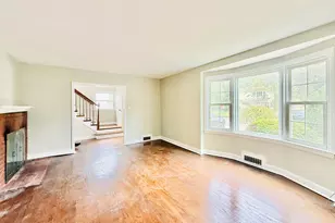 172 Hope St, Stamford, CT 06906 - Photo 7
