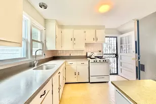 172 Hope St, Stamford, CT 06906 - Photo 13