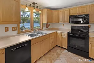 32 Tower Hill Lake Rd, Deep River, CT 06417 - Photo 7