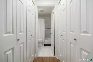 73 Harbor Dr, Stamford, CT 06902 - Photo 19