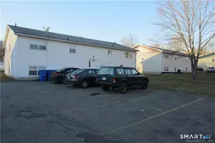 26 Elmview Cir, Waterbury, CT 06708 - Photo 3