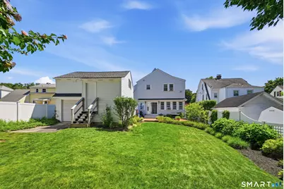 10 Lawncrest Road, Danbury, CT 06810 - Photo 35