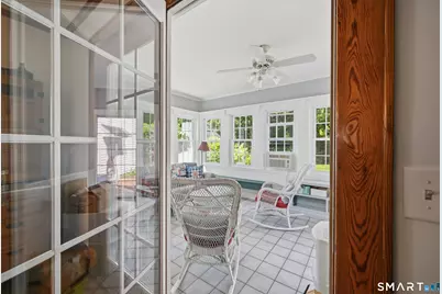 10 Lawncrest Road, Danbury, CT 06810 - Photo 19