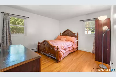 251 Holland Road, Bridgeport, CT 06610 - Photo 15