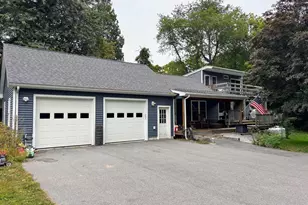 10 Main St, Essex, CT 06426 - Photo 3