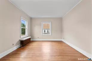 19 Moore St, Manchester, CT 06040 - Photo 7