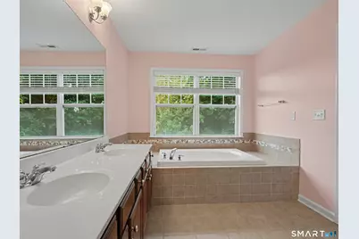 4 Bristol Terrace #4, Danbury, CT 06810 - Photo 19