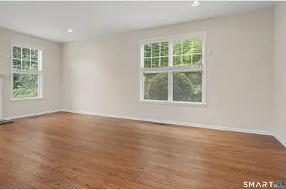4 Bristol Terrace #4, Danbury, CT 06810 - Photo 9