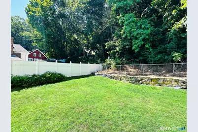 136 Hillside Avenue, Shelton, CT 06484 - Photo 23