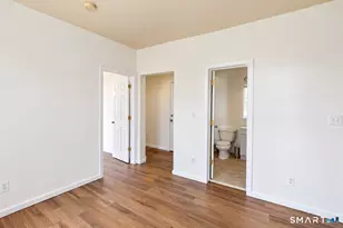 259 Gregory St, Bridgeport, CT 06604 - Photo 7
