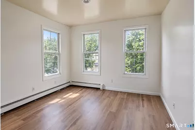 259 Gregory Street, Bridgeport, CT 06604 - Photo 5