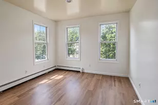 259 Gregory St, Bridgeport, CT 06604 - Photo 5