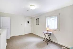 13 Algonquin Ln, Stratford, CT 06614 - Photo 17