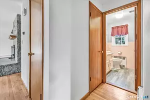 109 Woolsley Ave, Trumbull, CT 06611 - Photo 33