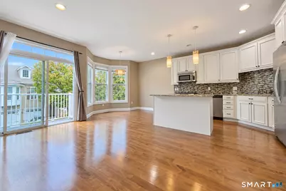 19 Orwich Court #19, Danbury, CT 06810 - Photo 5