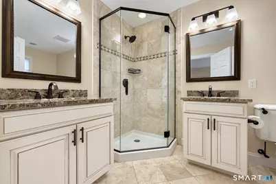 19 Orwich Court #19, Danbury, CT 06810 - Photo 17