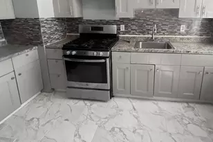 136 Washington Terrace, Bridgeport, CT 06604 - Photo 15